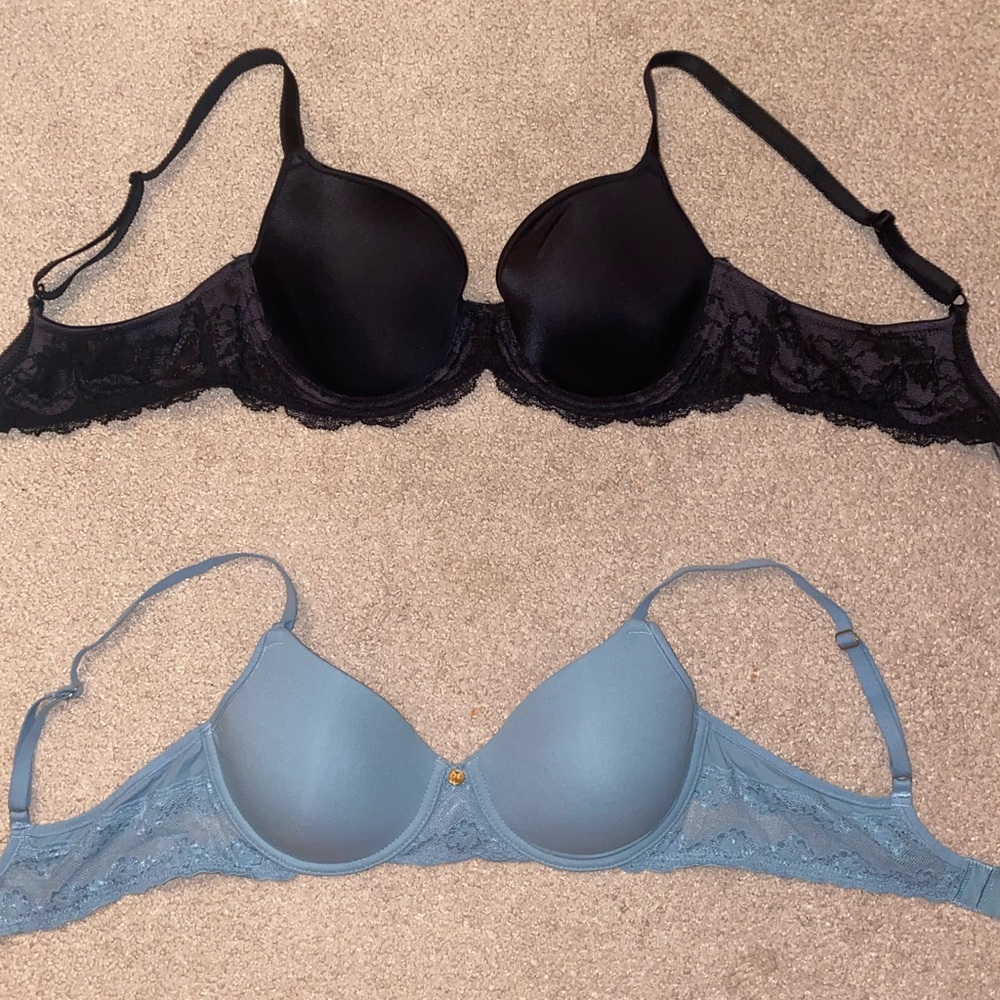 2 pack of 34B Bras!